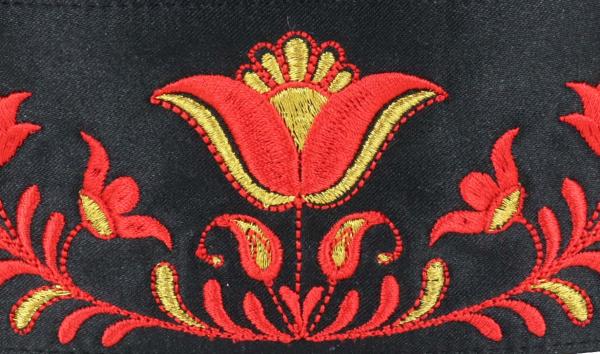 červeno zlatá