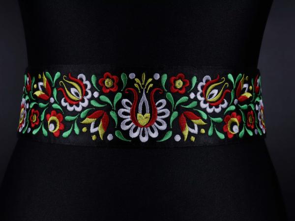 Vyšívaný folklórny opasok Sofia 1