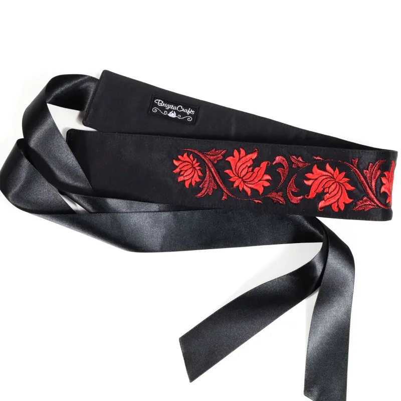 Dámsky vyšívaný opasok Radovana red / gold 4