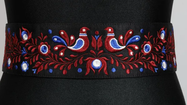 Vyšívaný folklórny opasok Alena bordový. 5