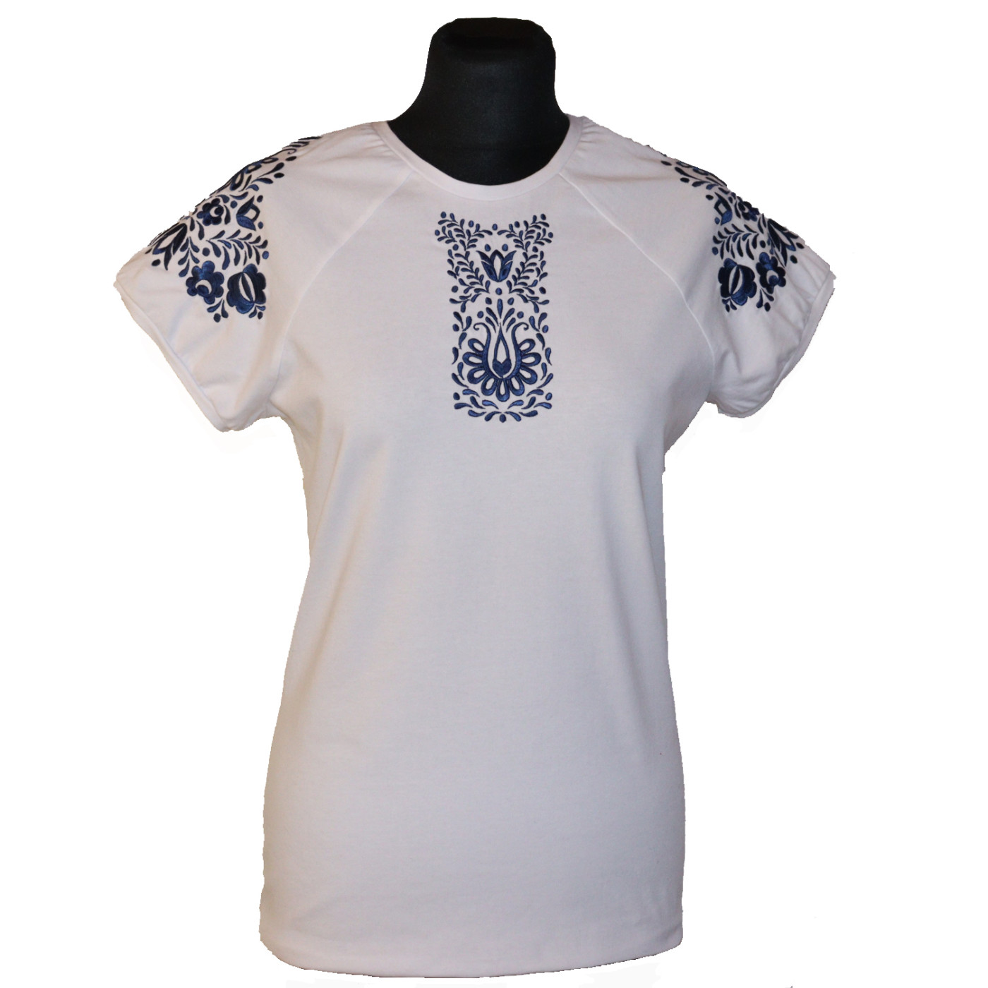 folklórne vašívané tričká